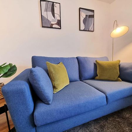 Cosy Apartment Nearby Train Station! Watford  Exteriör bild