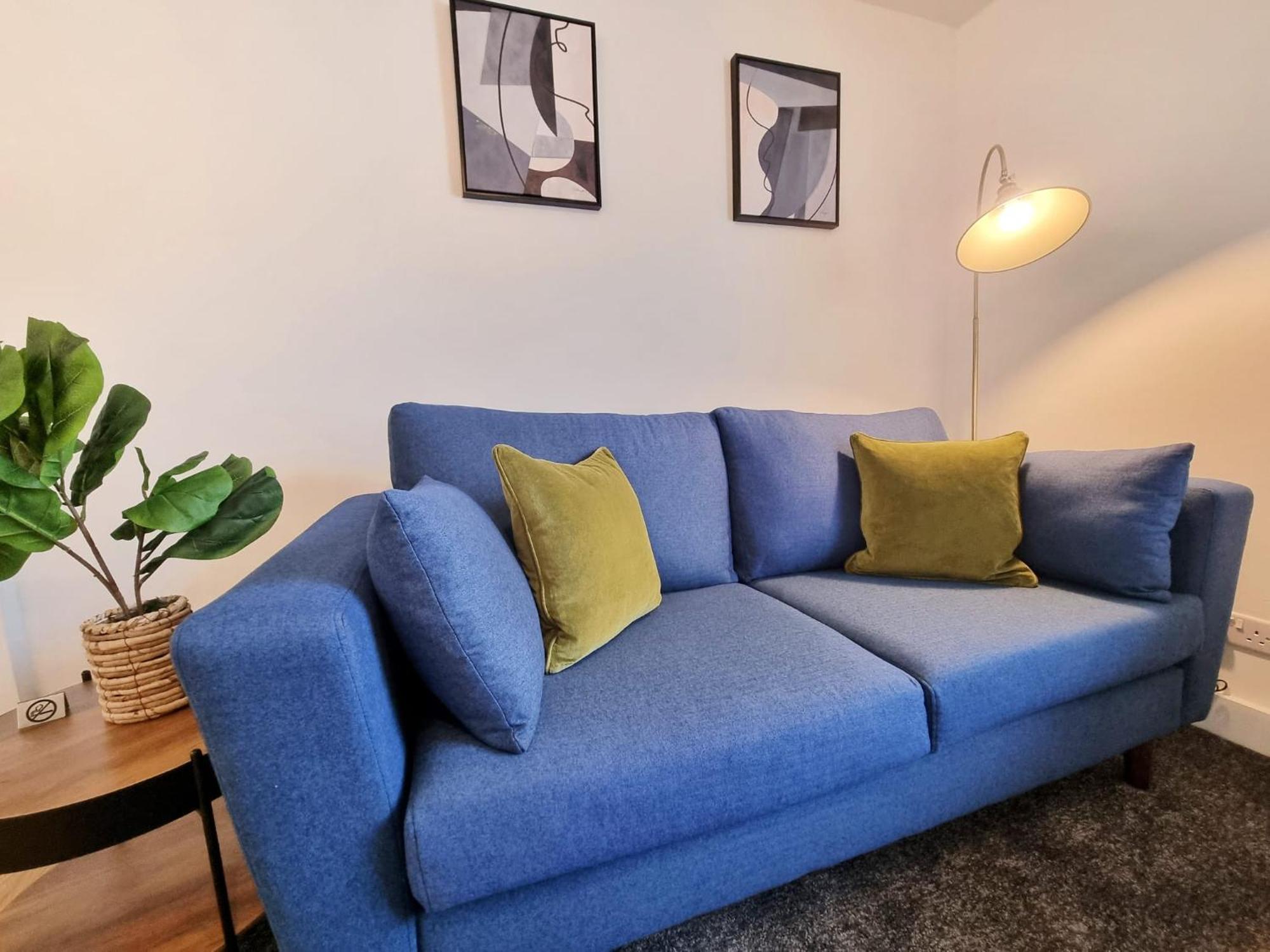 Cosy Apartment Nearby Train Station! Watford  Exteriör bild